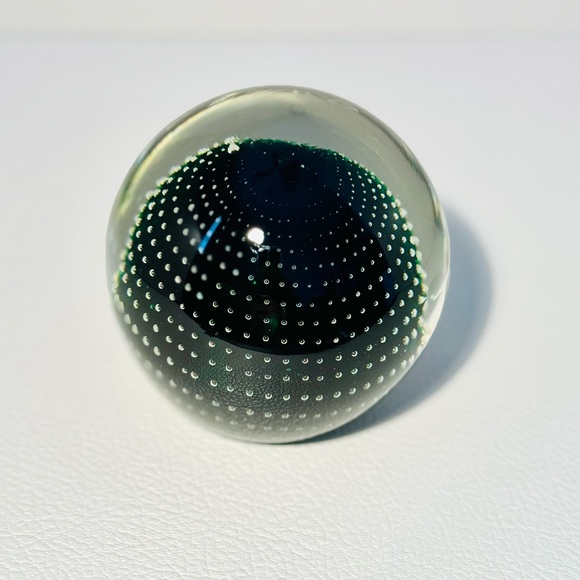 VTG Handblown Blown Glass Bubble Green Orb Paperweight - Picture 4 of 11